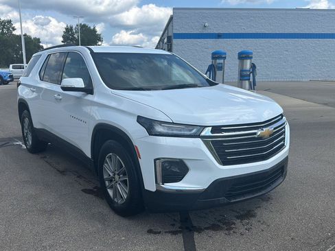 Used 2023 Chevrolet Traverse LT AWD/4WD image 7