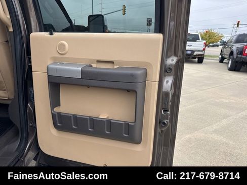 Used 2015 Ford F250 Lariat w/ Chrome Package image 85