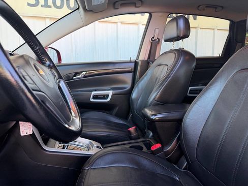 Used 2014 Chevrolet Captiva Sport LT w/ Convenience Package image 12