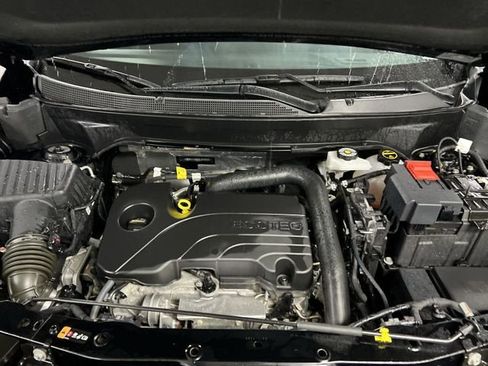 Certified 2025 Chevrolet Equinox LT image 30