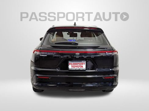 Used 2025 Toyota Crown Signia image 6