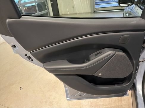 Used 2022 Ford Mustang Mach-E Premium image 29