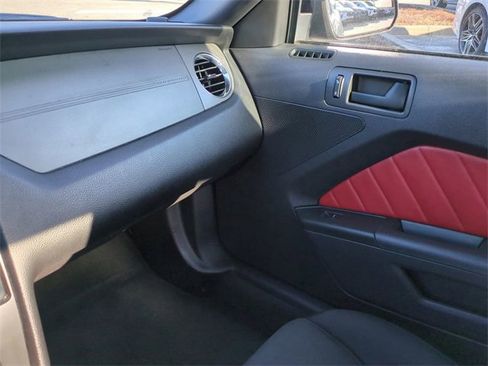 Used 2014 Ford Mustang GT image 15