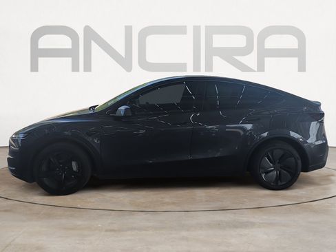 Used 2026 Tesla Model Y Long Range AWD/4WD image 5