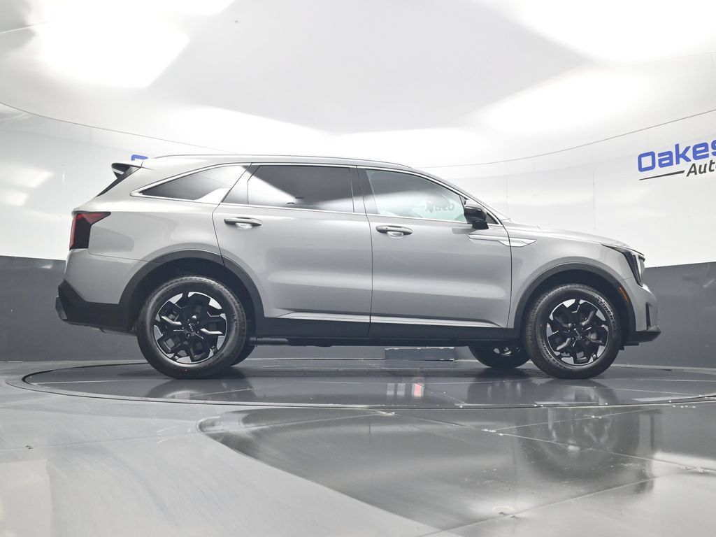 Certified 2026 Kia Sorento S AWD/4WD image 45