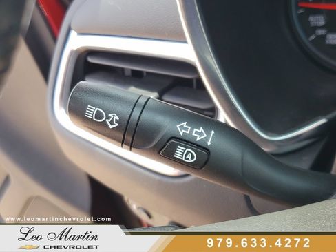 Used 2023 Chevrolet Equinox LT FWD image 28