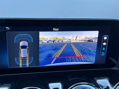 Certified 2025 Mercedes-Benz GLA 250 4MATIC image 21