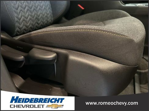 Certified 2024 Chevrolet Equinox LT w/ LPO, Floor Liner Package image 35