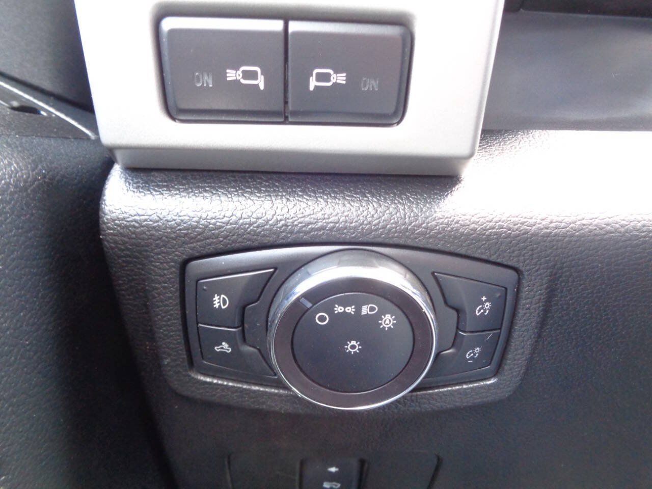 Used 2017 Ford F350 Lariat w/ Chrome Package AWD/4WD image 70