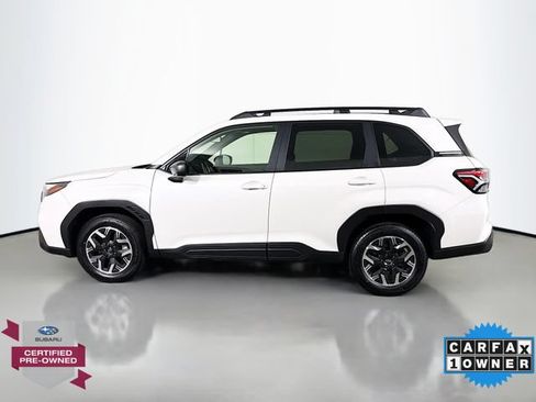Used 2025 Subaru Forester Premium AWD/4WD image 4