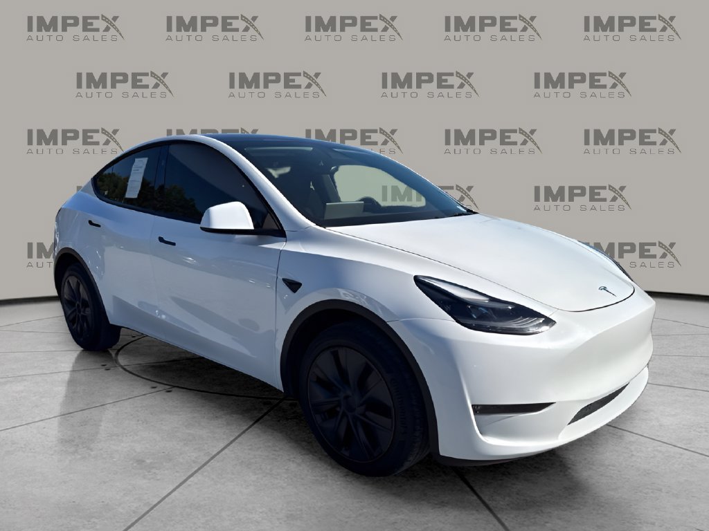 Used 2025 Tesla Model Y Long Range AWD/4WD image 7