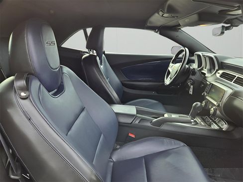 Used 2014 Chevrolet Camaro SS w/ RS Package image 13