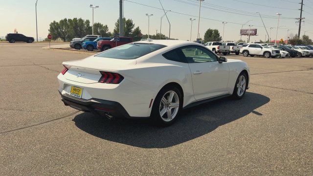 Used 2026 Ford Mustang Premium RWD image 8