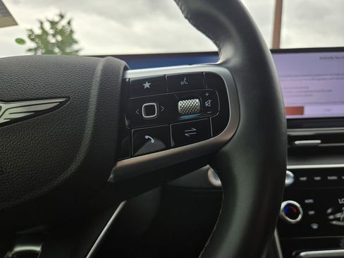 Used 2025 Genesis GV80 2.5T Standard AWD/4WD image 19