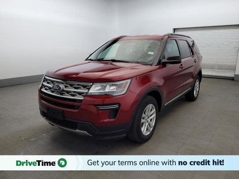 Used 2018 Ford Explorer XLT image 1