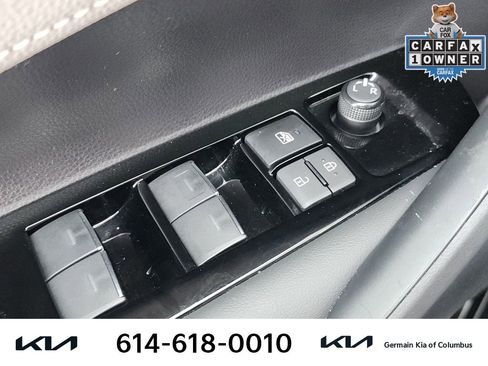 Used 2024 Toyota Corolla SE image 26