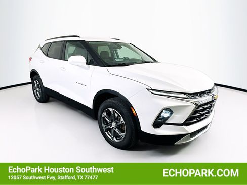 Used 2023 Chevrolet Blazer LT w/ Convenience Package FWD image 1