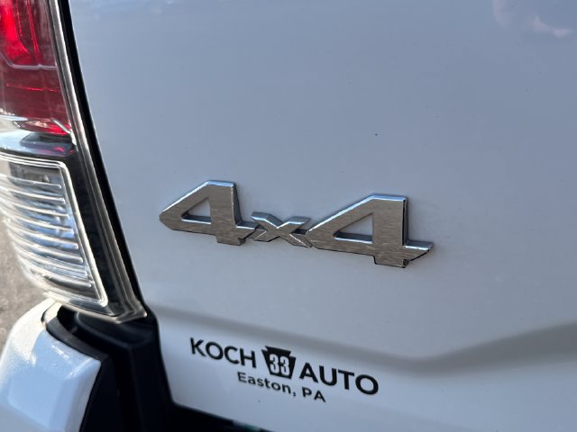 Certified 2023 Toyota Tacoma Limited AWD/4WD image 21