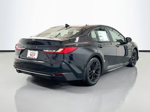New 2026 Toyota Camry SE FWD image 4