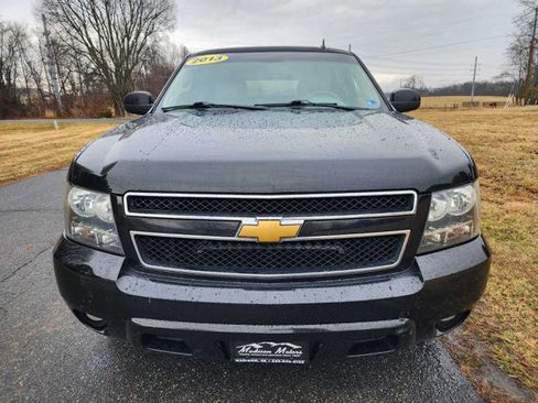 Used 2013 Chevrolet Tahoe LT w/ Luxury Package image 3