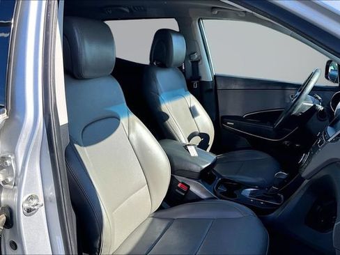 Used 2018 Hyundai Santa Fe Sport w/ 2.4L Tech Package 04 AWD/4WD image 7