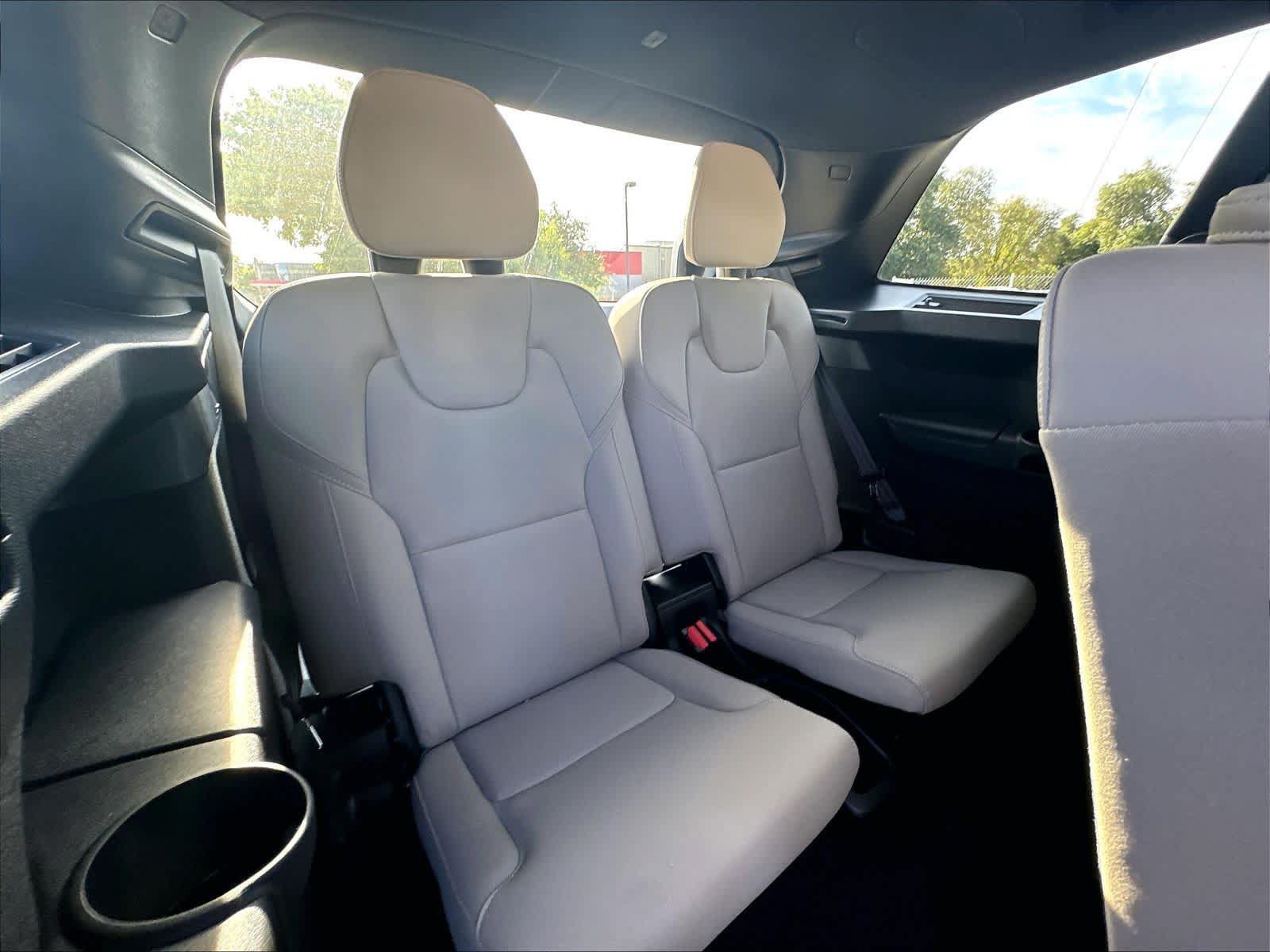 New 2027 Volvo XC90 B6 Plus AWD/4WD image 28