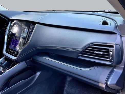 Used 2020 Subaru Outback Premium AWD/4WD image 17