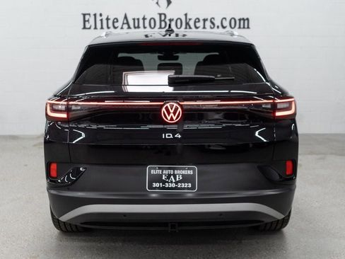Used 2023 Volkswagen ID.4 Pro S Plus image 4