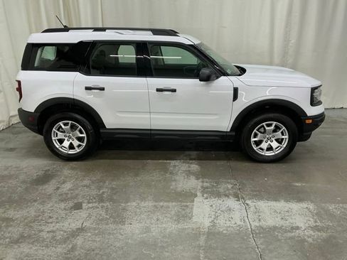 Used 2021 Ford Bronco Sport image 2