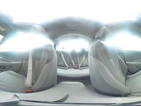 Used 2025 Hyundai Elantra SEL image 45