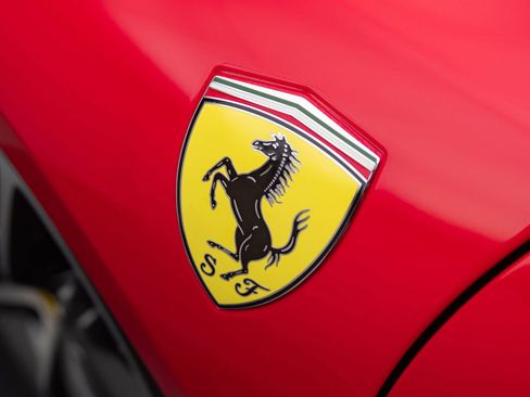 Used 2025 Ferrari 296 GTS RWD image 39