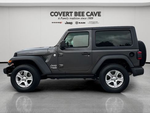 Used 2019 Jeep Wrangler Sport S image 5