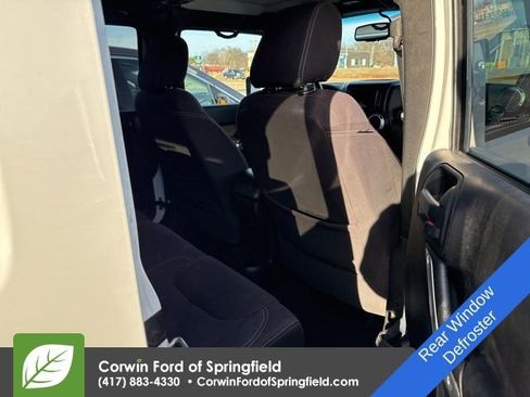 Used 2013 Jeep Wrangler Unlimited Sahara w/ Connectivity Group image 6