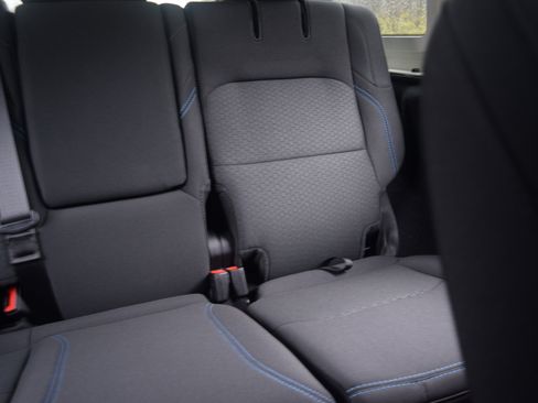 Used 2022 Jeep Wrangler Unlimited Rubicon 4xe w/ Steel Bumper Group image 17