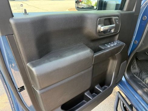 Used 2025 Chevrolet Silverado 2500 Custom w/ Custom Convenience Package AWD/4WD image 14
