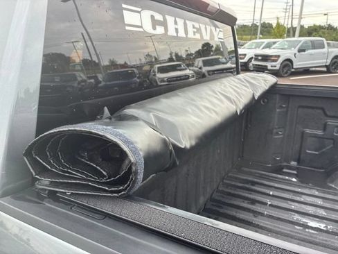 Used 2021 Chevrolet Silverado 1500 Custom RWD image 14