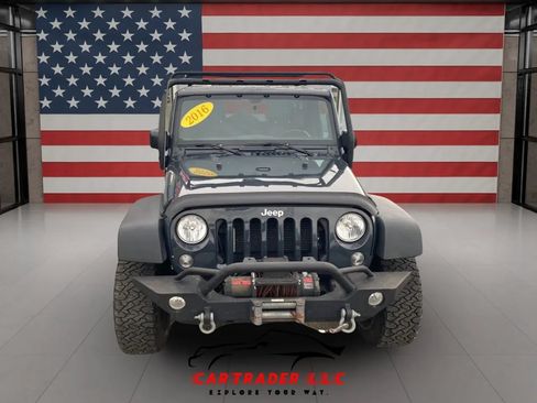 Used 2016 Jeep Wrangler Unlimited Sport w/ Quick Order Package 24S AWD/4WD image 24