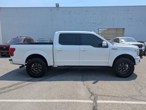 Used 2019 Ford F150 Platinum w/ Equipment Group 701A Luxury AWD/4WD image 2