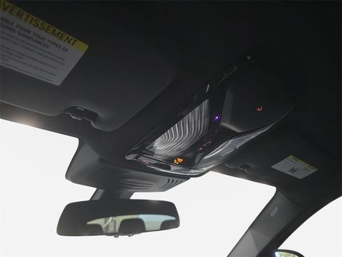 Used 2024 BMW X4 xDrive30i w/ Premium Package image 22