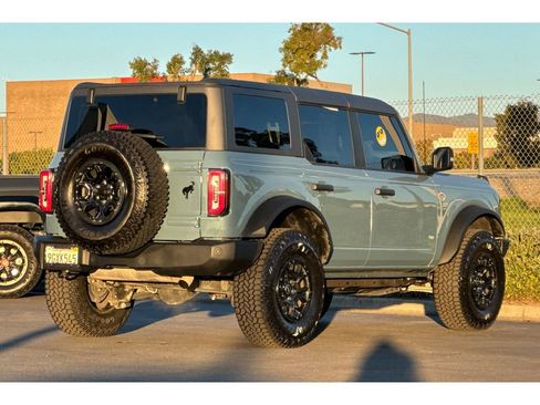 Used 2023 Ford Bronco Wildtrak image 4