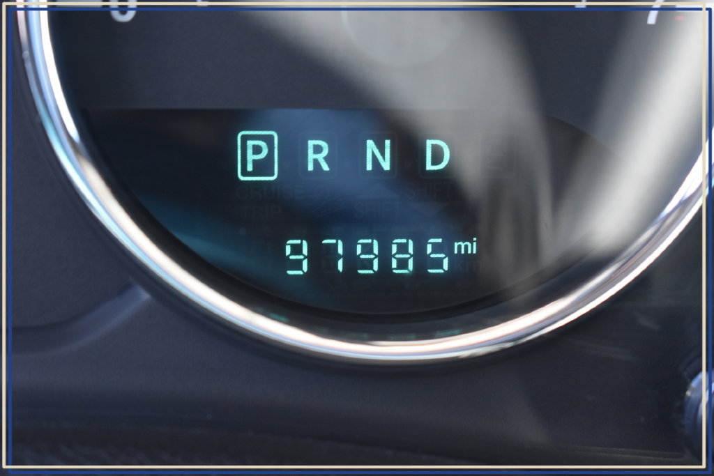 Used 2018 Jeep Wrangler Unlimited Sahara w/ Connectivity Group AWD/4WD image 32