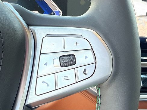 New 2026 BMW ALPINA XB7 AWD/4WD image 41