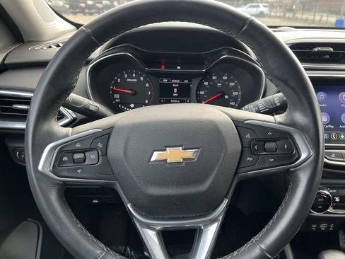 Used 2021 Chevrolet TrailBlazer LT w/ Premium Seating Package image 15