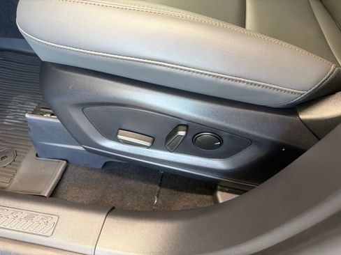 New 2026 Ford Explorer Active w/ Active Comfort Package AWD/4WD image 13