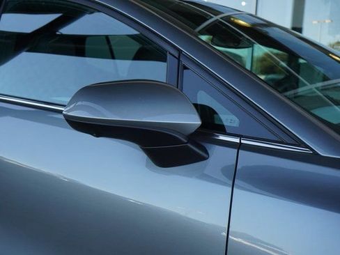 New 2025 Chevrolet Equinox EV LT image 12