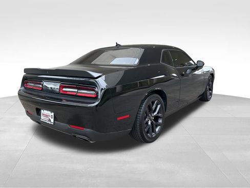 Used 2022 Dodge Challenger R/T w/ Plus Package image 3