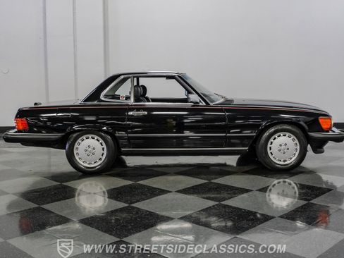 Used 1989 Mercedes-Benz 560 SL image 13
