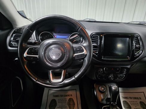 Used 2020 Jeep Compass Limited AWD/4WD image 8