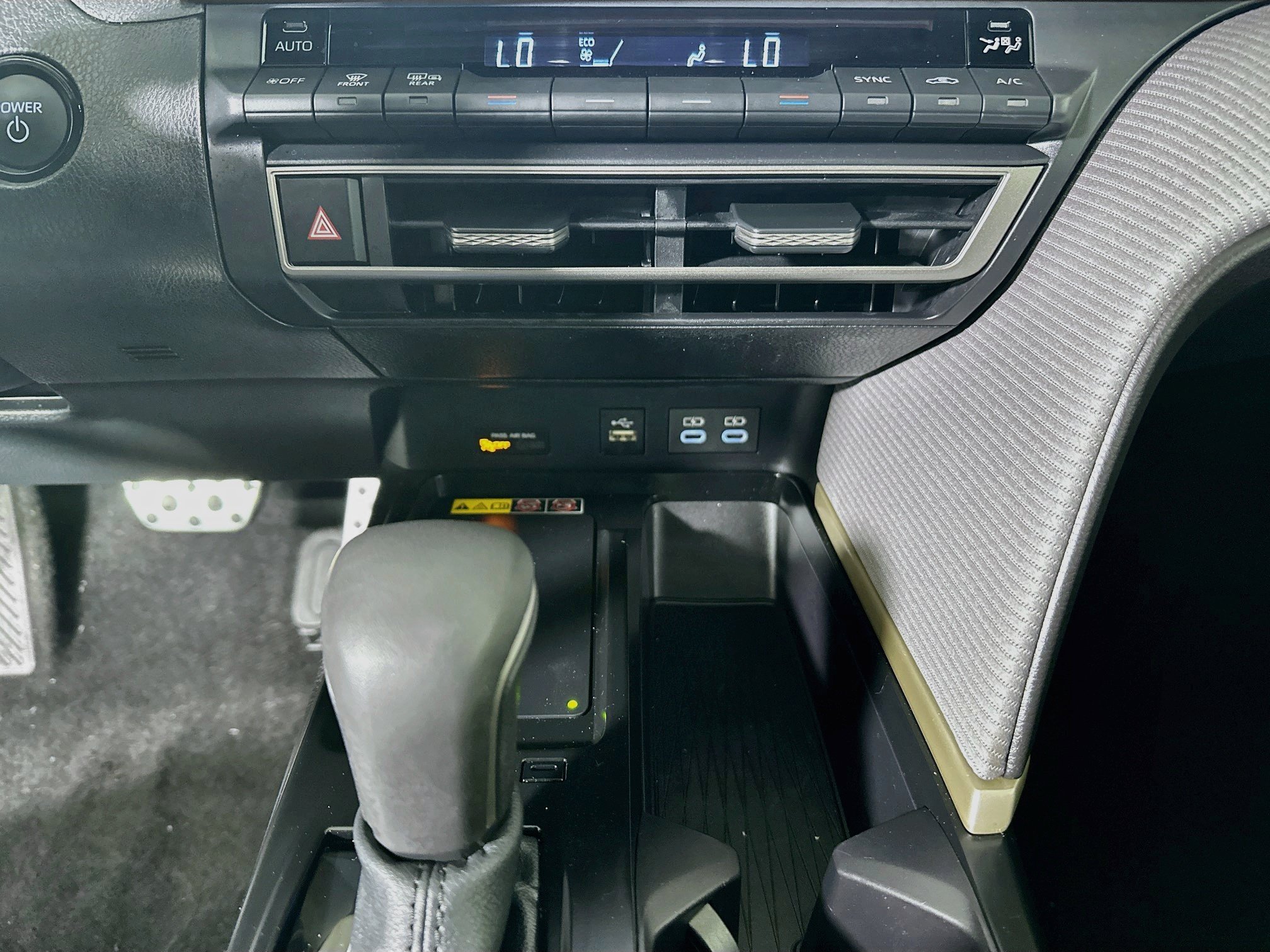 Used 2026 Toyota Camry SE FWD image 23