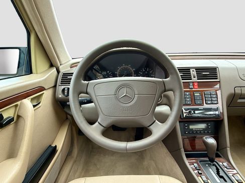 Used 1995 Mercedes-Benz C 280 Sedan image 11